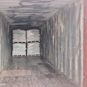Approvisionnement en minéraux de haute pureté avec des flocons de chlorure de magnésium en forme cristalline pour les acheteurs en gros avec emballage inclus - Product Image 1