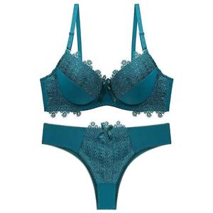 Conjunto de Ropa Interior Deportiva de Dos Piezas con Relleno Extraíble para Mujer, Sujetador Deportivo y Braguitas de Algodón 100% - Product Image 4