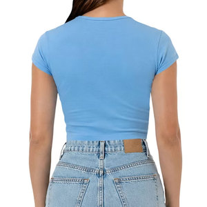 T-shirt court vert foncé pour femme, modèle vierge, manches courtes, col rond en coton, coupe ajustée, personnalisable avec impression graphique - Product Image 6
