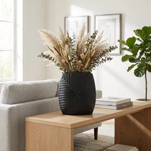 Vase de table moderne en métal noir Amber Form, 10x8x3 pouces, design minimaliste fait main, décoration - Product Image 6