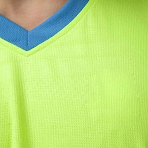 Ensemble d'uniformes de basketball légers avec coutures renforcées conçues pour une mobilité accrue des joueurs - Product Image 3