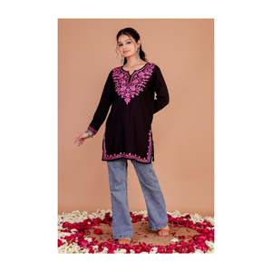 Top Corto Kashmiri de Laxmi Lifestyle para Mujer, Bordado Tradicional, Prenda Étnica India Elegante, Tela de Rayón de Primera Calidad - Product Image 6