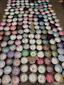 Cuenco de Coco Lacado Azul Costero - Incrustaciones de Concha Iridiscente - Decoración Artesanal Estilo Playa - Product Image 6