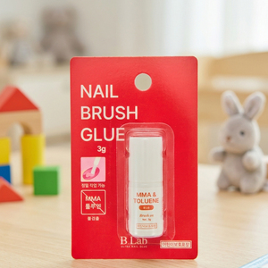 [K-ESSENTIALS] กาวติดเล็บแบบติดทนนาน พร้อมแปรงในตัว สำหรับทำเล็บมือแบบมืออาชีพในร้านเสริมสวย และกาวติดปลายเล็บปลอม - Product Image 1