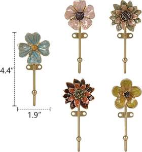 Crochets muraux floraux décoratifs en forme de fleurs pour suspendre manteaux, sacs, clés, serviettes, organisation élégante de la maison et décoration murale - Product Image 1