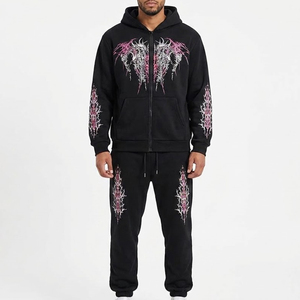 Conjunto Deportivo con Capucha para Hombre, Color Negro, Manga Larga, Cierre Frontal con Cremallera, Estampado Urbano, Pantalones Deportivos con Bolsillos Laterales, Ropa de Otoño - Product Image 1