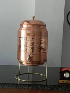 Distributeur d'eau en cuivre au design polyvalent, finition lisse, pour toutes occasions, vente en gros - Product Image 6