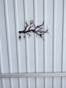 Spooky Tree Design Metal <b>Wall</b> Mounted Key Holder <b>Rack</b> For Entryway Storage And Home Decor Halloween Inspired <b>Wall</b> <b>Hook</b> - Product Image 2