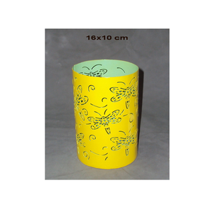Porte-bougie décoratif en fer perforé, cylindrique, extérieur jaune, intérieur rose, motif floral géométrique découpé artistique - Product Image 6