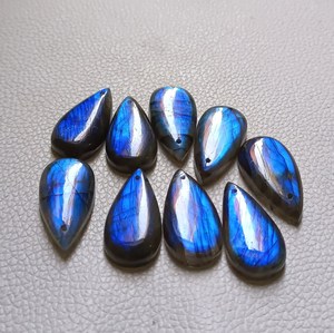 Cabujón de Labradorita Natural en Forma de Pera con Destello Azul, Gema Suelta Perforada con Reverso Plano Calibrado, Suministro para Fabricación de Joyería al por Mayor - Product Image 3