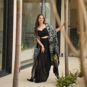 Conjunto de Blusa sin Mangas, Falda y Bolero para Mujer, Diseño de Diseñador, en Satén Ecológico, para Fiestas - Product Image 4