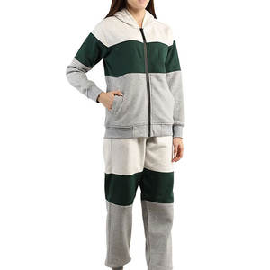 Survêtement pour femme avec logo personnalisé de haute qualité fabriqué au Pakistan, col montant, ensemble complet, prix de gros abordable - Product Image 4