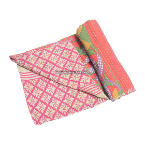 Manta Kantha de Algodón Vintage Hecha a Mano, Lavable, para Hotel, Reversible, Cosida a Mano, de Sari Antiguo, Estilo Indio, para Cama - Product Image 1
