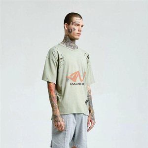 เสื้อยืดทรงบ็อกซี่แบบครอป ดีไซน์ใหม่สำหรับผู้ชาย เสื้อยืดสไตล์ดิสเทรส ล้างสีแบบแอซิด ตัดเย็บแบบเย็บกลับด้าน - Product Image 3
