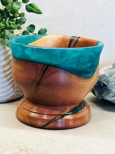 Bol décoratif en résine et bois, fait main, bol à fruits en époxy, décoration moderne pour la cuisine et la maison, finition brillante, pièce maîtresse - Product Image 5