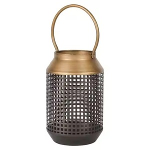 Farol de Metal con Acabado Antiguo, Elegante Portavelas para Decoración de Mesa en Bodas de Lujo, Restaurantes, Hoteles y Jardines - Product Image 1