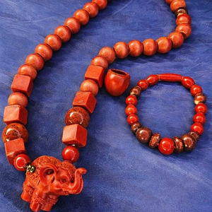 Hot Selling Handmade Colorful Resin Necklace for Classic Fashion Jewelry with Pearl Chains Direct From India Resin Crafts - Product Image 1