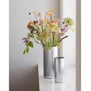 Vase à fleurs décoratif moderne pour centre de table, finition cuivre martelé artisanal, aluminium, décoration de mariage et de maison - Product Image 1