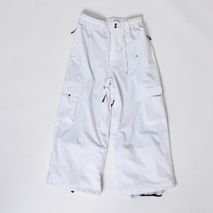 Pantalones de esquí con aislamiento de nuevo estilo para hombres y mujeres, tela impermeable personalizada con función a prueba de viento, pantalones de nieve de carga holgados cálidos - Product Image 1