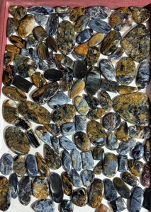 Pietersite Naturelle de Qualité Supérieure, Cabochon Motif Tempête Bleue, Effet Multi-Feu, Pierre Précieuse en Vrac pour la Fabrication de Bijoux (Vente en Gros) - Product Image 1