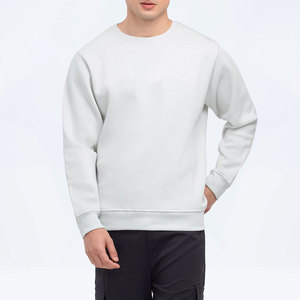 เสื้อสเวตเชิ้ตคอกลมสีขาวพรีเมียมสำหรับฤดูหนาว ผ้าฝ้ายฟลีซเนื้อนุ่ม ปักลายสตรีทแวร์ สกรีนโลโก้ได้ตามสั่ง ผลิตจากโรงงานโดยตรง - Product Image 3