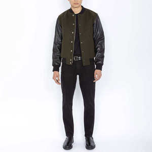 แจ็คเก็ตวาร์ซิตี้ฤดูหนาวปักโลโก้ตามสั่ง แขนหนัง สีดำ สำหรับคู่รัก สไตล์วิทยาลัย เบสบอล แจ็คเก็ตเลตเตอร์แมนผู้ชาย ปักลายด้านหน้า - Product Image 1