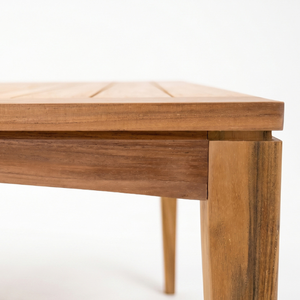 Table à manger carrée moderne Ethnicraft en teck massif, design écologique et durable, pieds inclinés, utilisation intérieure/extérieure, hôtel, 4 places - Product Image 3