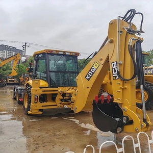 Chargeuse-pelleteuse compacte JCB, mini-chargeuse frontale, chargeuse-pelleteuse arrière haute performance avec une puissante capacité d'excavation - Product Image 1