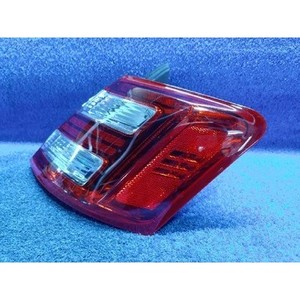Luz Trasera Derecha Usada Taurus DG1313B504AT - Product Image 3