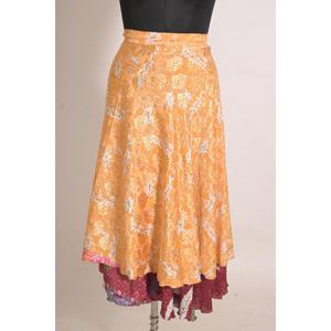 Falda Cruzada de Seda Hecha a Mano con Estampado Floral Étnico Vintage para Mujer, Corte Cómodo de Cintura Media - Product Image 1