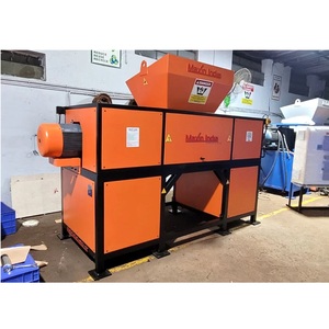 Broyeur de canettes en aluminium avec capacité de broyage de 1500 kg/h pour application industrielle, broyeurs de ferraille semi-automatiques - Product Image 1