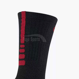 Fabrication de chaussettes de football en gros, chaussettes de football unisexes, chaussettes de football aux couleurs personnalisées - Product Image 3