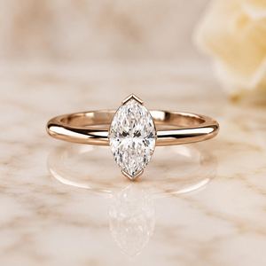 Bague solitaire en diamant taille marquise 1,00 carat, or rose 14 carats, cultivé en laboratoire, idéale pour les fiançailles, cadeau d'anniversaire, bijoux tendance - Product Image 1