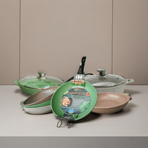 Poêle antiadhésive en aluminium haute performance de 22 à 28cm avec base résistante à la chaleur pour une cuisson efficace - Product Image 1