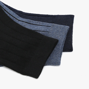 Calcetines deportivos de élite de atleta de diseño personalizado de MOQ bajo calcetines de agarre antideslizantes profesionales para hombres para fútbol - Product Image 5