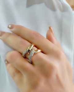 Bague de mariage en or style cubain avec moissanite taille ronde pavée, bague de fiançailles et de mariage en or massif 14 carats, bijou audacieux pour femme - Product Image 5