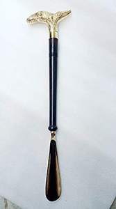 Chausse-pied long vintage avec poignée tête de cheval, finition laiton et manche en bois - Product Image 2