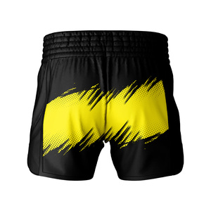 Shorts de boxe personnalisés pour hommes, design jaune et noir imprimé, polyester à séchage rapide, vêtements d'arts martiaux, coupe régulière, shorts MMA Muay Thai - Product Image 2