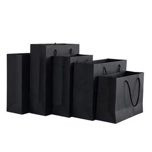 Bolsas de Compra de Papel Kraft Reciclado Ecológicas con Logotipo Personalizado, Laminación Negra Clásica e Impresión Offset para Comercio Minorista - Product Image 2