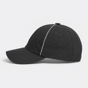 Gorra cómoda para correr, hecha con tela transpirable y un diseño práctico que proporciona una excelente cobertura para correr, hacer deporte y divertirse. - Product Image 5