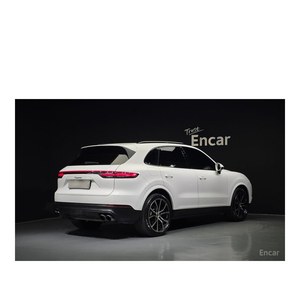 Porsche Cayenne 3.0 2024 con Caja de Cambios Automática, Volante a la Izquierda, Asientos de Cuero, Cámara Trasera - ¡Solo 102,858 Km! - Product Image 2