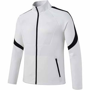 Conjunto deportivo de dos piezas para hombre, de tejido técnico, para gimnasio, fitness, entrenamiento, chándal para correr, fabricado por Dress Sports. - Product Image 2