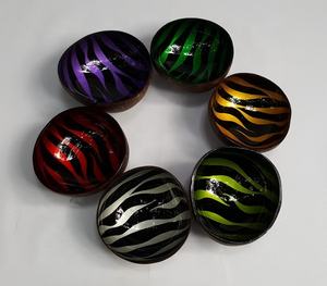 Bol de coquille de noix de coco naturelle de couleur personnalisée avec plusieurs styles Design décoratif Bol de noix de coco coloré du Vietnam - Product Image 6