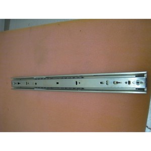 Glissière de tiroir à extension complète 10 AMAT 3670-00037 - Équipements et pièces semi-conductrices de renommée mondiale - Product Image 3