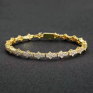 Pulsera de Plata Chapada con Diamantes Naturales de Lujo, Estilo Hip Hop, Certificada por IGI, Disponible a un Precio Razonable desde India - Product Image 1