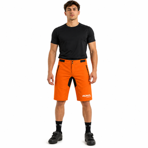 กางเกงปั่นจักรยาน BMX สีส้ม RONAL SPORTS รุ่น Unisex ทรงหลวม แห้งเร็ว ผ้าแคนวาส ความยาวสั้น พิมพ์ลายโลโก้ด้านซ้ายด้วยเทคนิค Heat-Transfer - Product Image 3