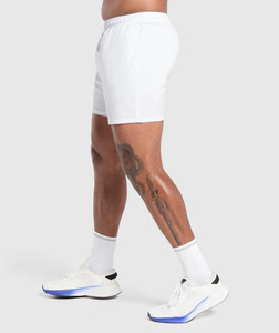 กางเกงวิ่งแห้งเร็วสำหรับผู้ชายแบบขายส่งสั่งทำพิเศษ ความยาว 5 นิ้ว กางเกงจ็อกกิ้งสำหรับออกกำลังกายพร้อมโลโก้สั่งทำ กางเกงออกกำลังกายและชุดกีฬา - Product Image 2