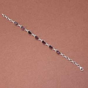 Bracelet à breloques en argent sterling avec grenat rouge, pierre précieuse ovale, réglable, design simple et classique, bijou délicat, cadeau pour elle - Product Image 4