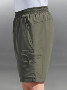 Pantalones Cortos Cargo Personalizados para Hombre, de Nailon Elástico Premium, para Senderismo al Aire Libre, con Bolsillos con Cremallera y Cintura Elástica - Product Image 4