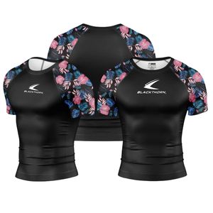 เสื้อรัดกล้ามเนื้อ MMA BJJ แขนสั้นผู้ชาย ผ้าซาตินยืดได้ 4 ทิศทาง ระบายอากาศได้ดี UPF50+ ป้องกันแบคทีเรีย เป็นมิตรกับสิ่งแวดล้อม รับผลิตแบบ OEM - Product Image 2